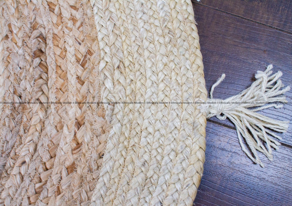 Ivory Border on Natural Jute, Round Rug with Fringes, Reversible, Hand Braided, Natural Fibre Rug, Accent rug