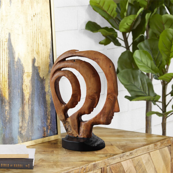 Face sculpture